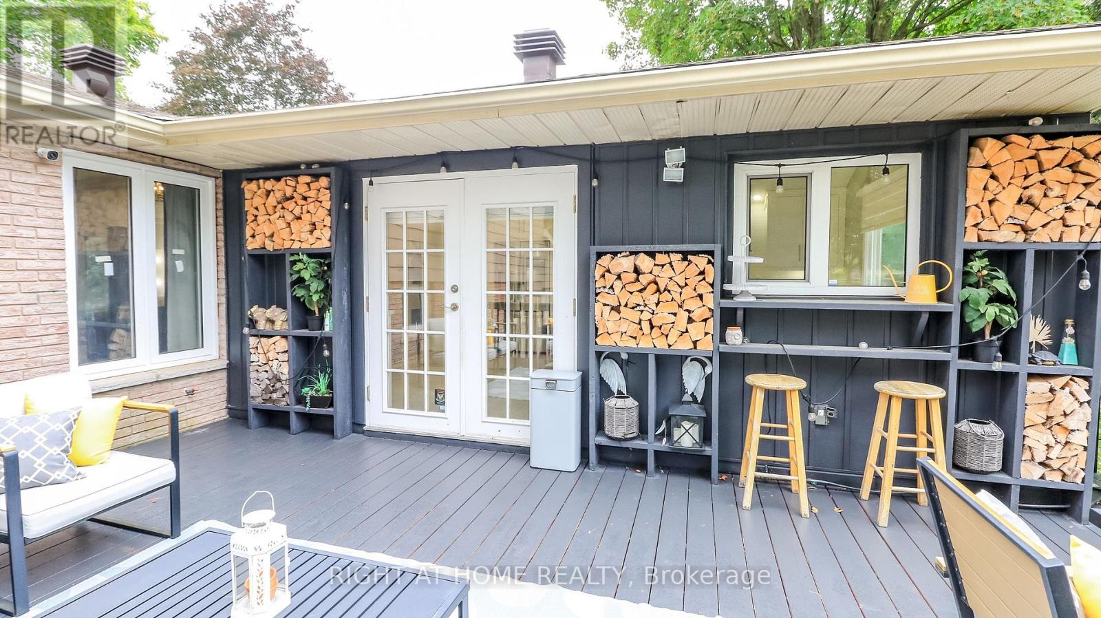 8 SUNSET STREET - Image 4