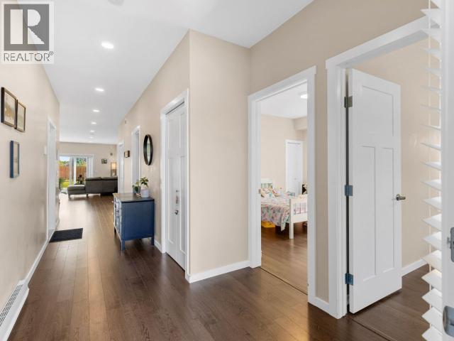 41 ISKOOT CRESCENT - 9