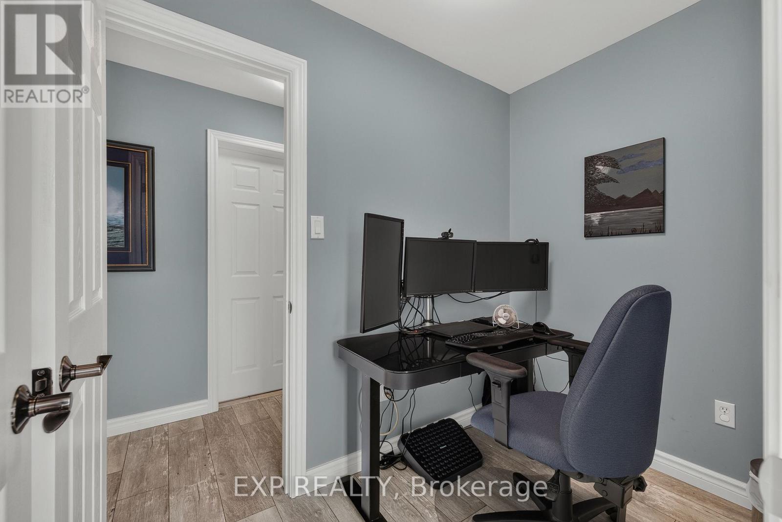 11 MAPLE STREET - Image 12