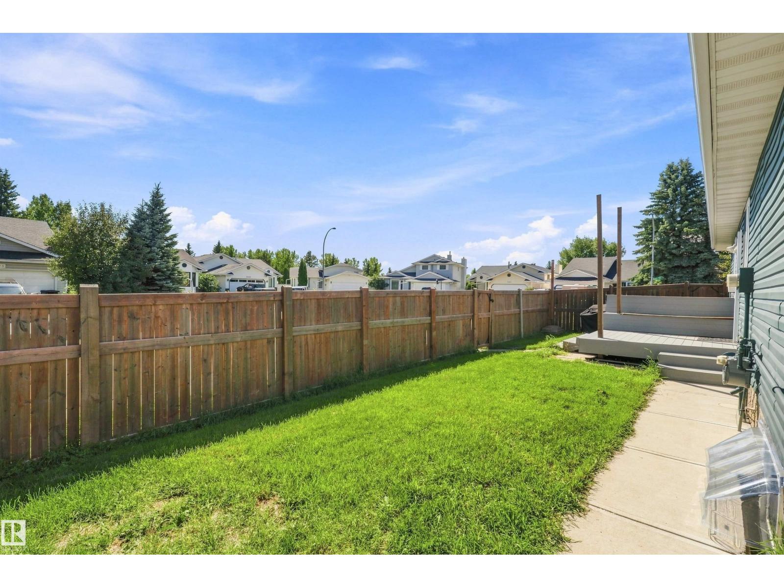 7407 187 Street NW - Photo 23