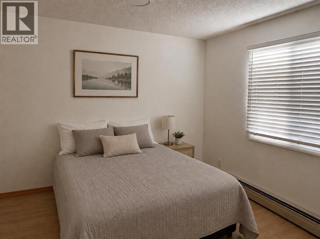 #301 1113 37 Street SW - Image 11