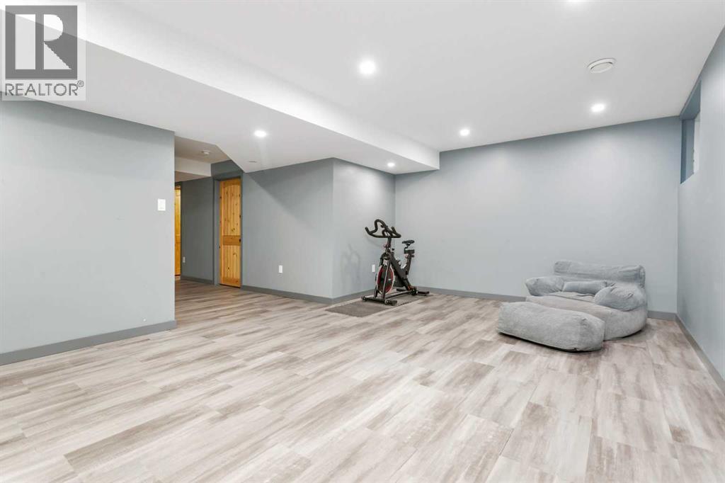 200 Windgate Close SW - 31