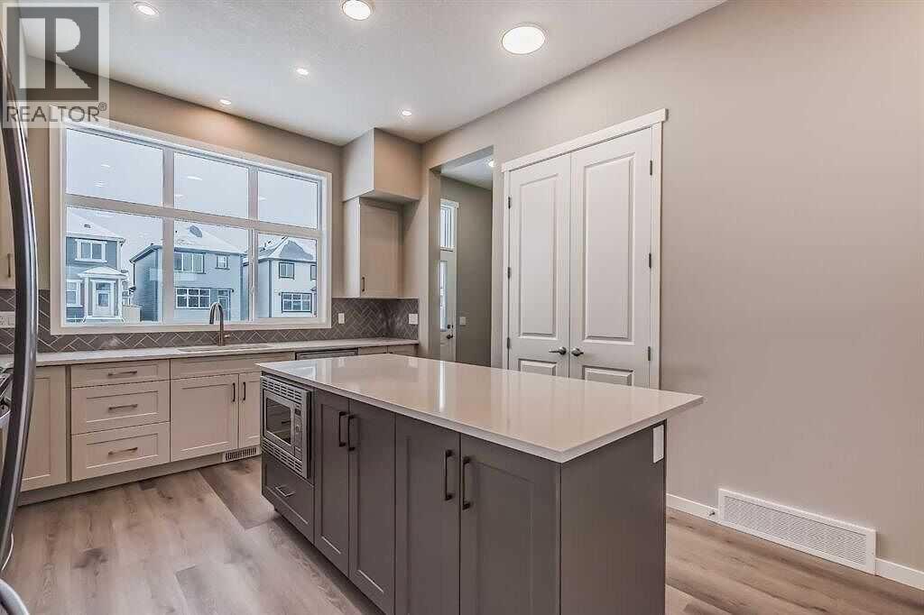 1040 Mahogany Boulevard Southeast - Photo 8