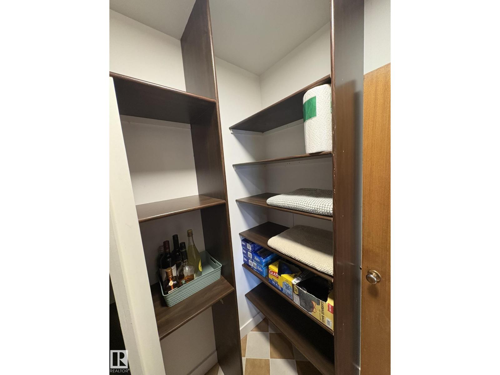 9024 60 ST NW - 20