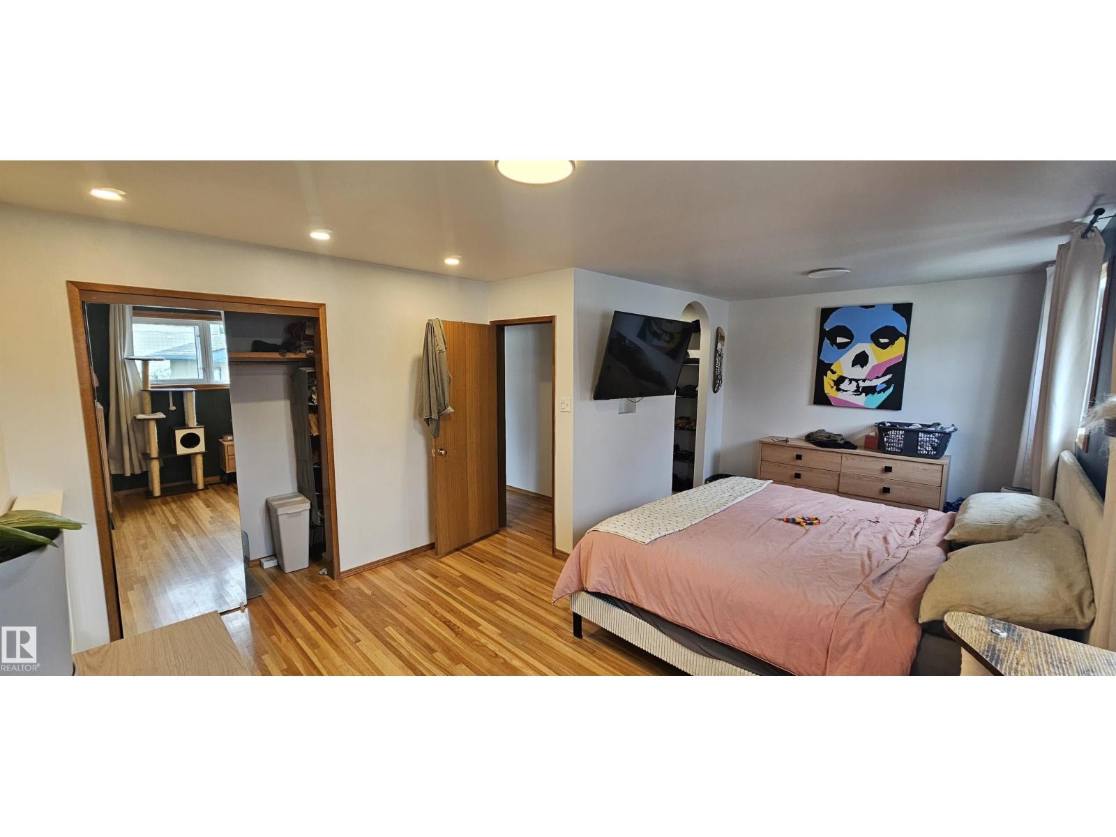 9024 60 Street NW - Photo 28