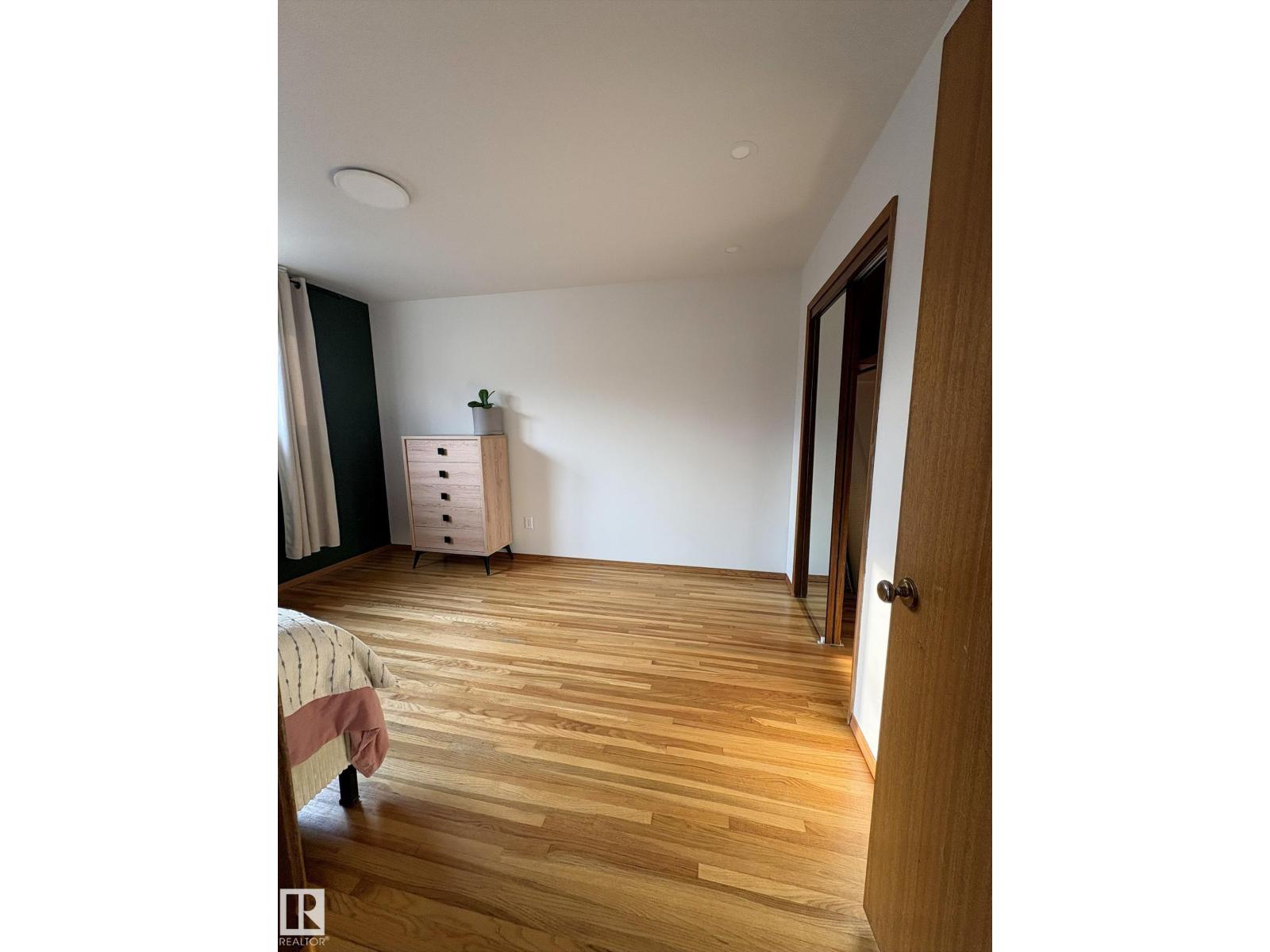 9024 60 Street NW - Photo 30