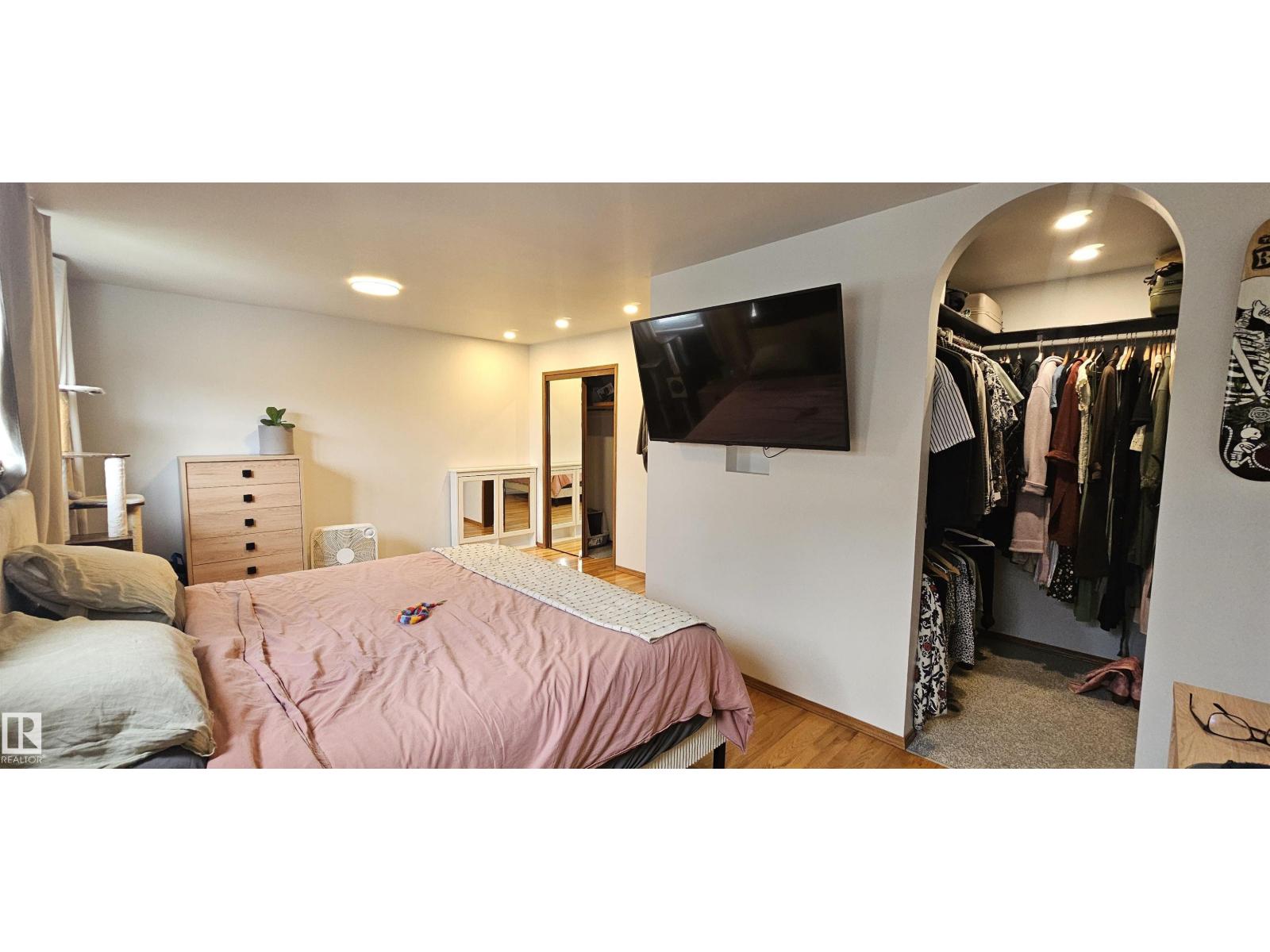 9024 60 Street NW - Photo 31