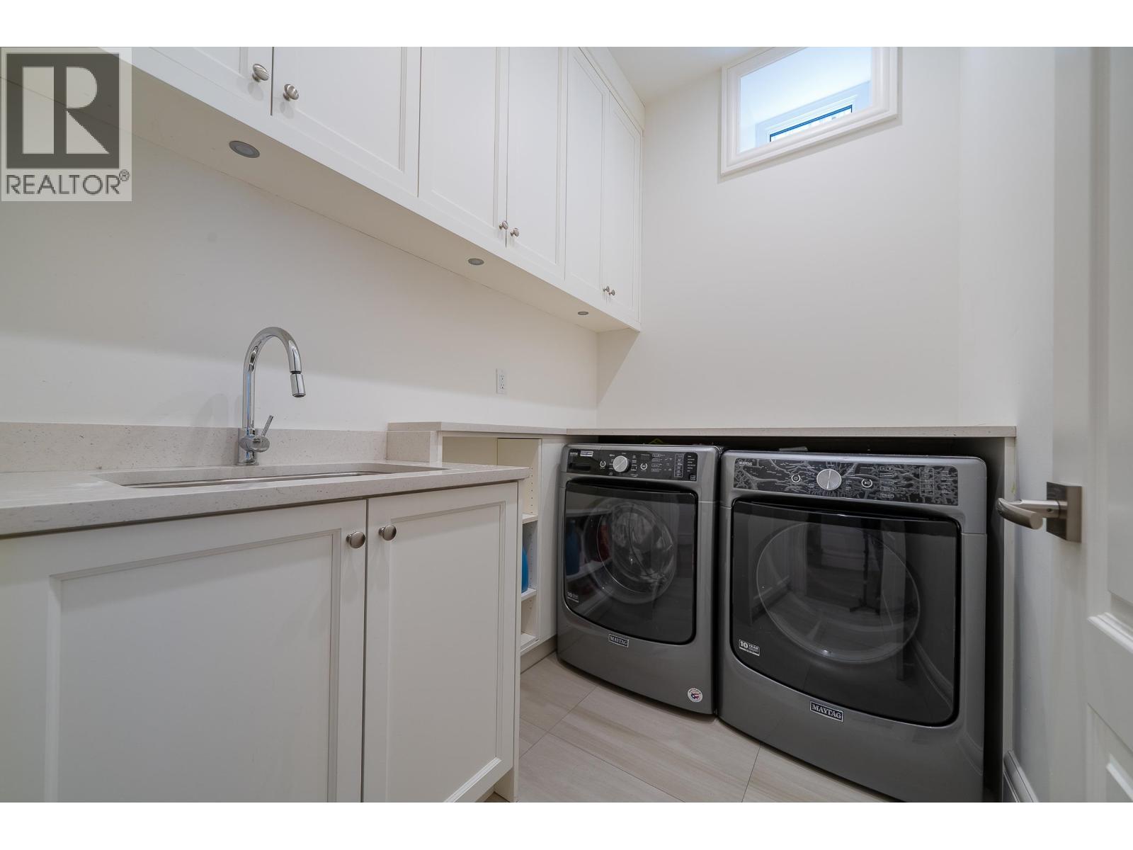 4627 W 15TH AVENUE, Vancouver