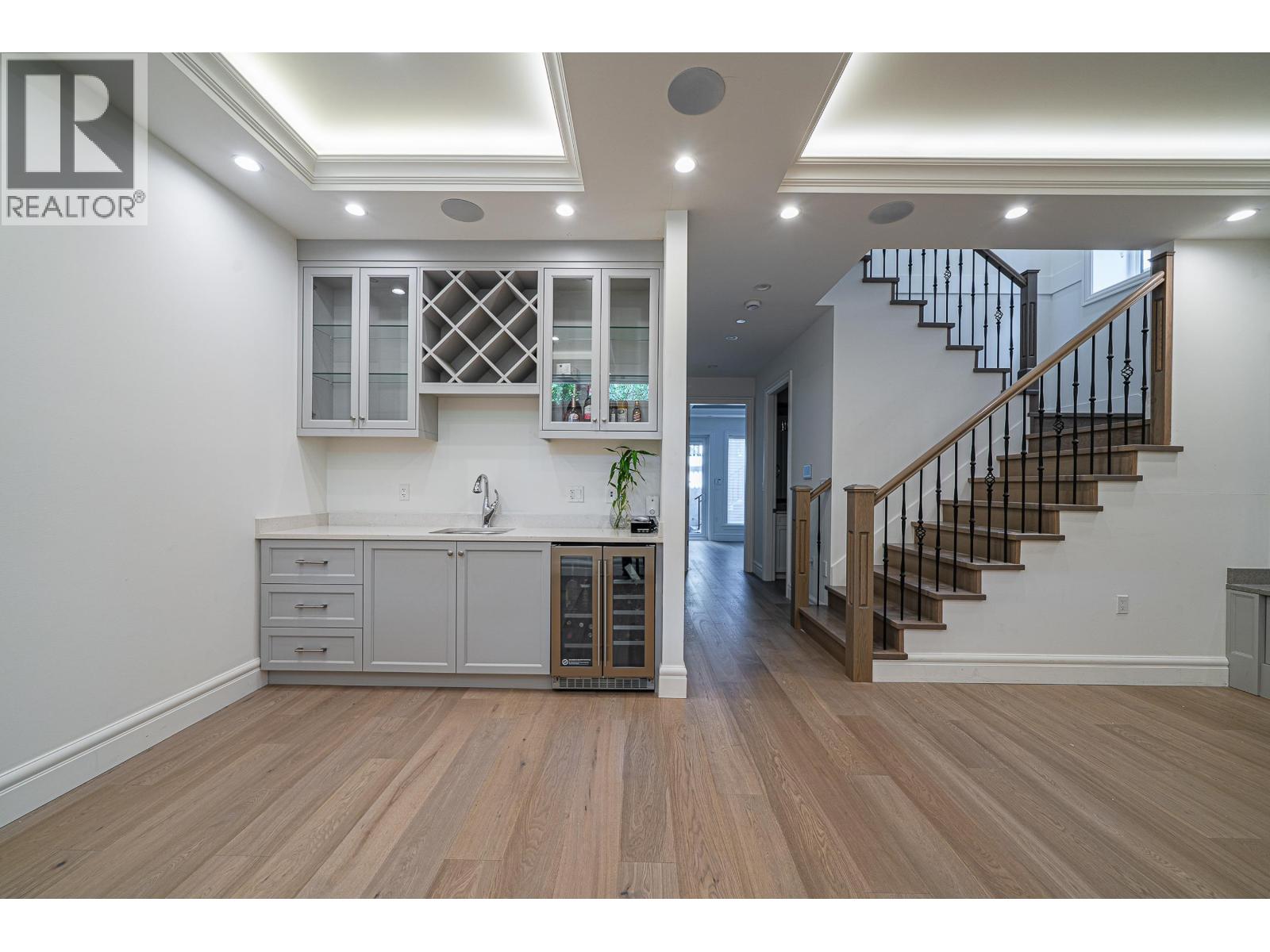 4627 W 15TH AVENUE, Vancouver