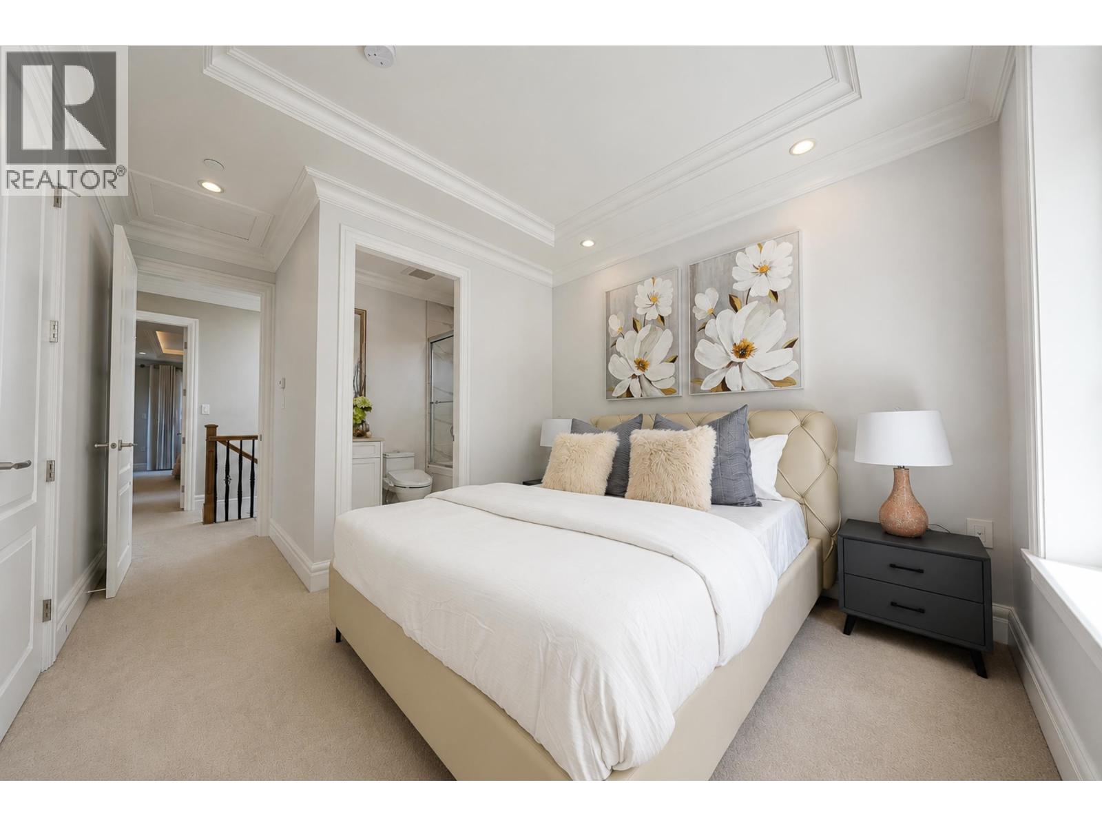 4627 W 15TH AVENUE, Vancouver