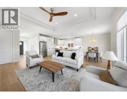 Great room - 409 Hummingbird Pl, Parksville, BC V9P1K1 Photo 8