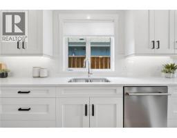 409 Hummingbird Pl, Parksville, BC V9P1K1 Photo 17