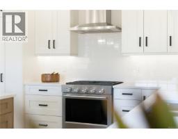 409 Hummingbird Pl, Parksville, BC V9P1K1 Photo 15