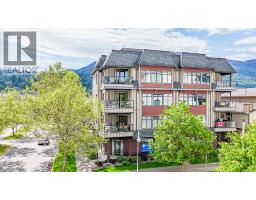 160 Harbourfront Drive Unit# 302, Salmon Arm, BC V1E3M3 Photo 11