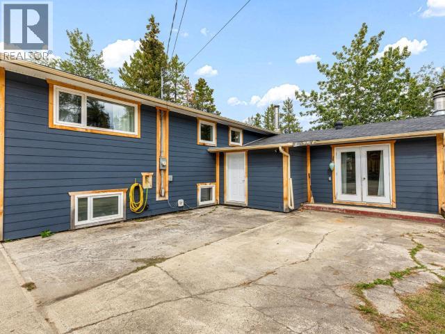 8 11TH AVENUE - Image 34