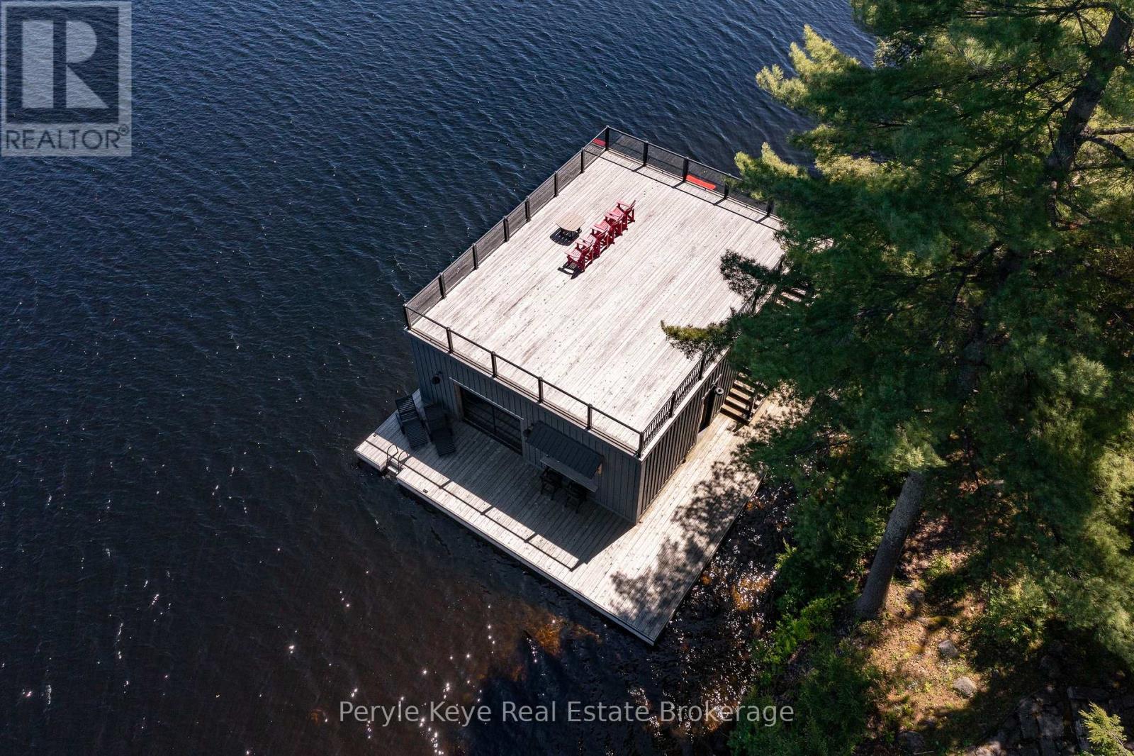 22-26 TAYLOR ISLAND - Image 7
