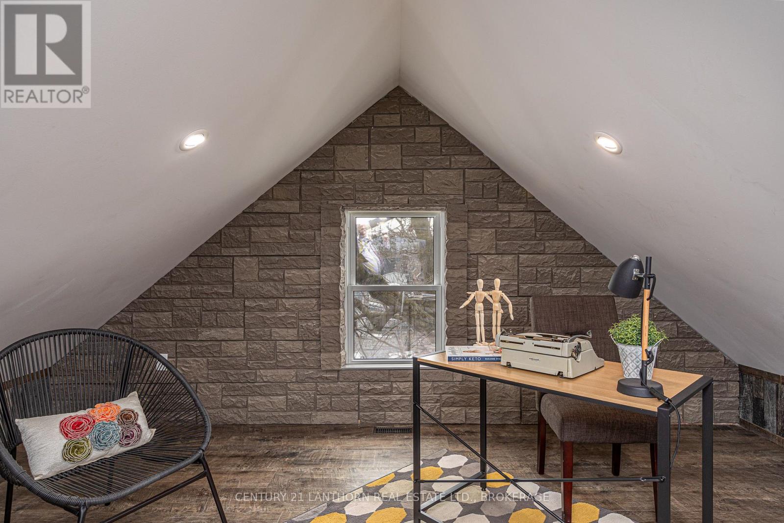 45 Chestnut Street — photo 15
