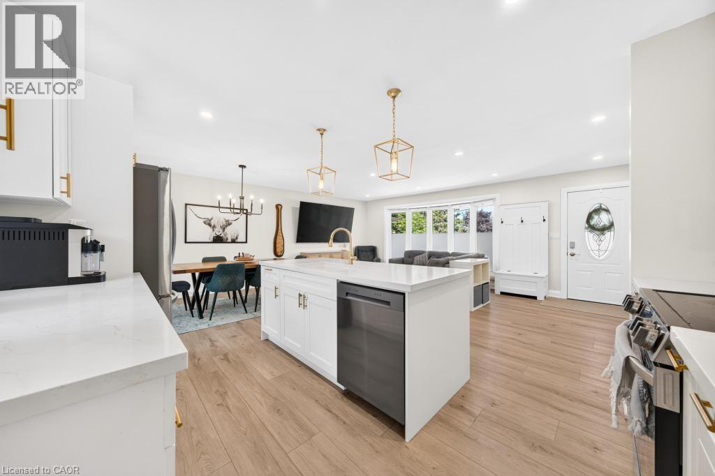 7 WALLIS Avenue - Image 15