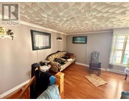 353 Main Street thumbnail 21