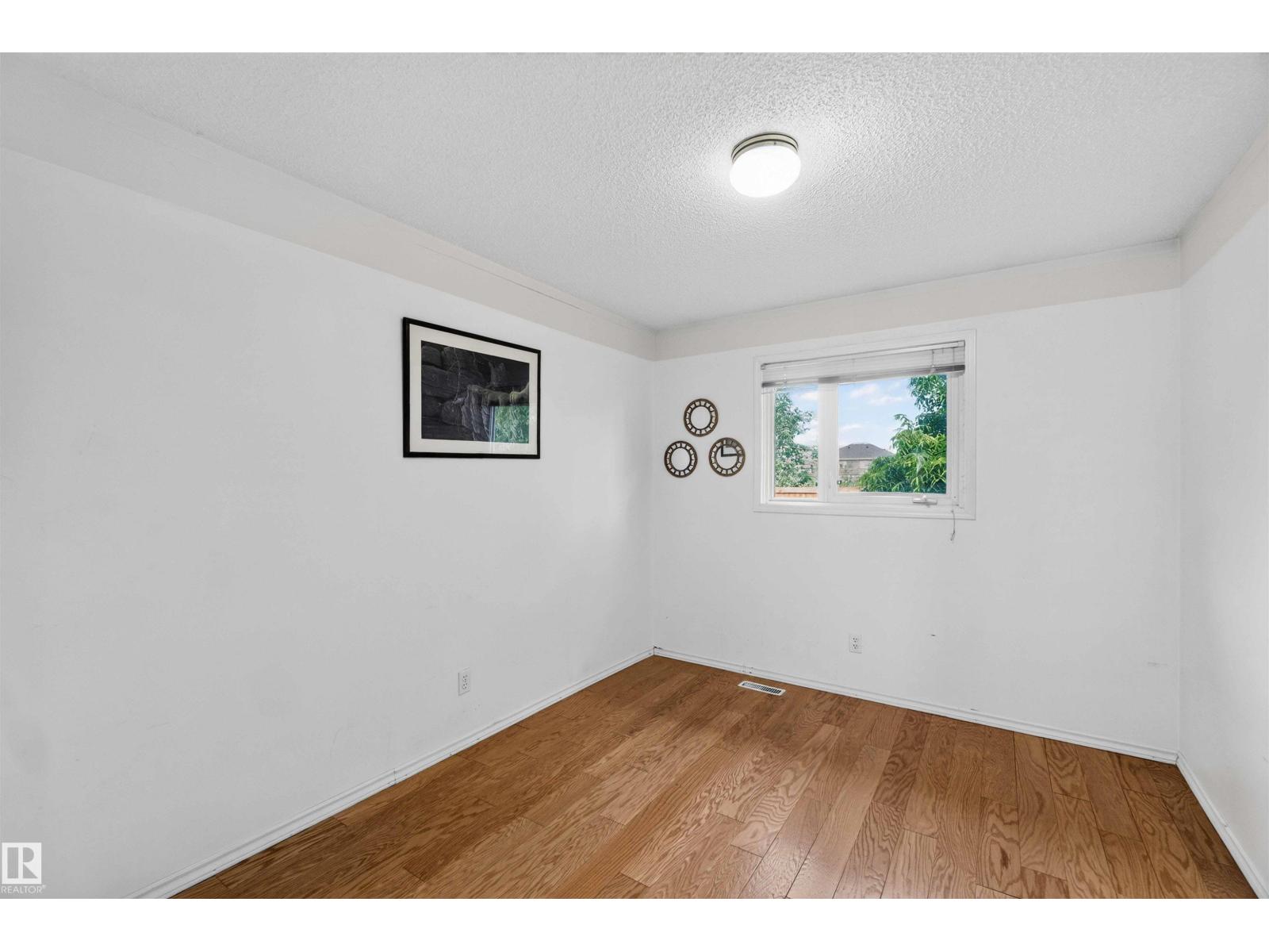 28 3645 145 Avenue NW - Photo 39