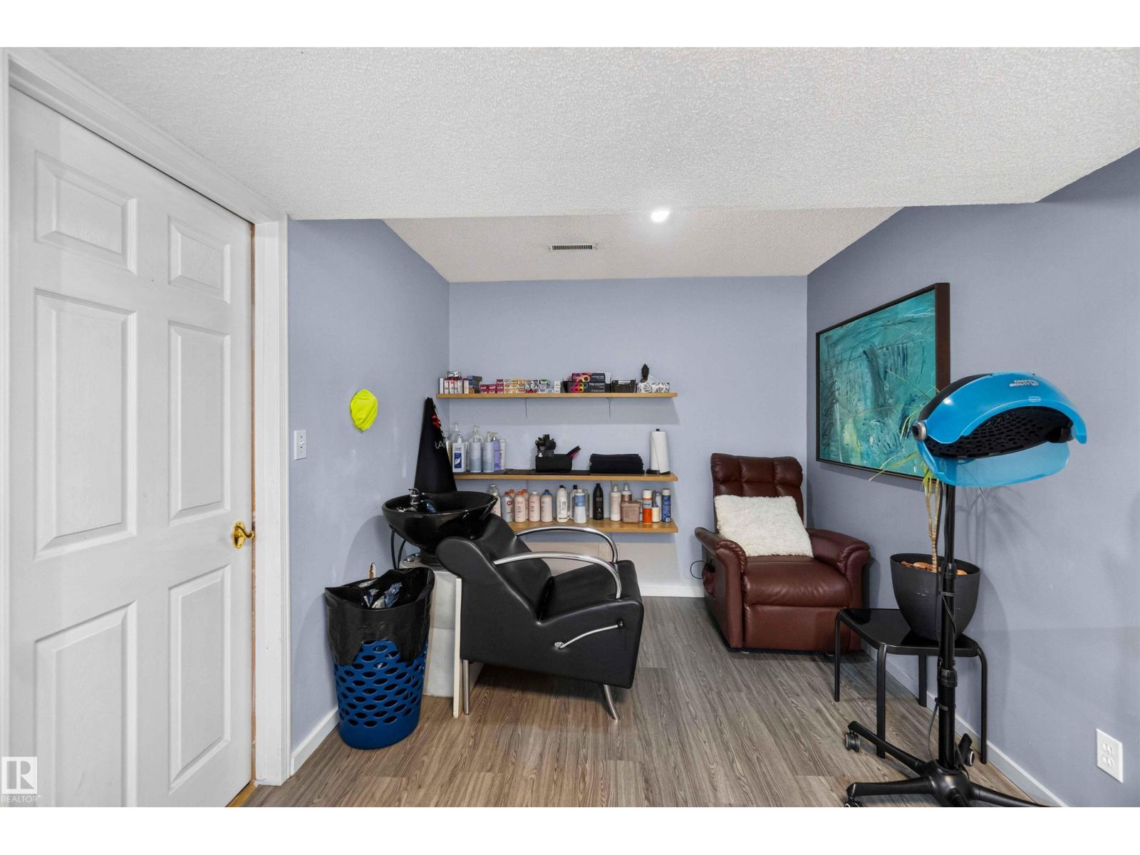28 3645 145 Avenue NW - Photo 45