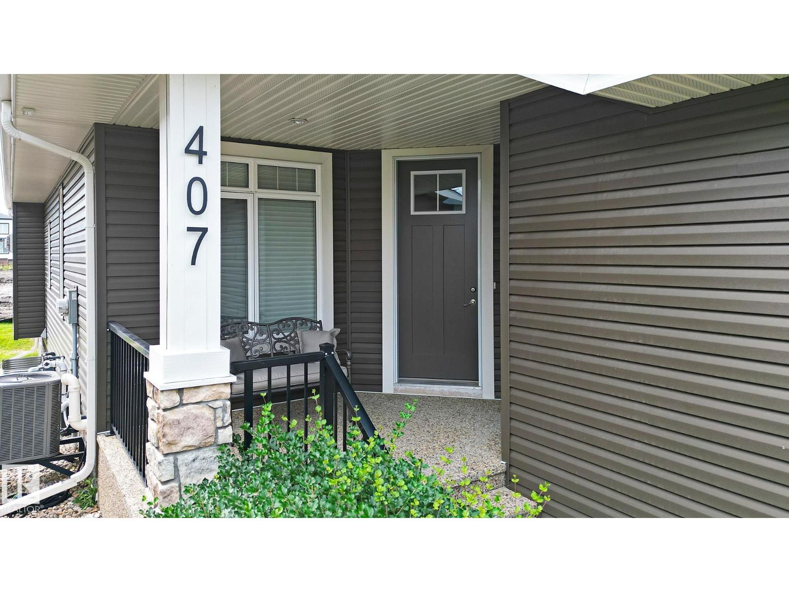 50 HEATHERGLEN Drive