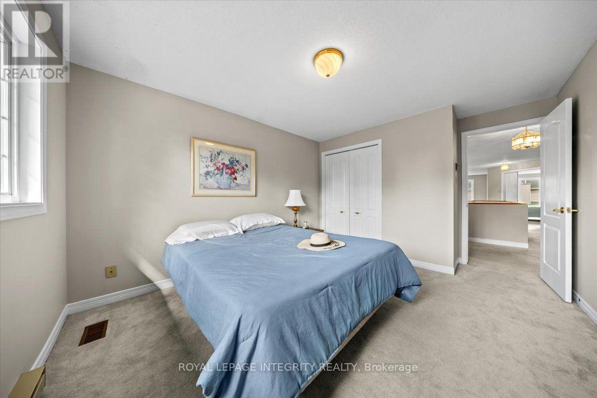 3 Bed, 4 Bath House for Sale in Ottawa – 1 STRATHBURY STREET, Ottawa – MLS# X13674572 - Image 27