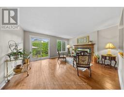 Living room - 1 Strathbury Street, Ottawa, ON K2G5M9 Photo 11