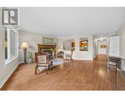 Kitchen - 1 Strathbury Street, Ottawa, ON K2G5M9 Photo 12