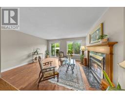 Eating area - 1 Strathbury Street, Ottawa, ON K2G5M9 Photo 13