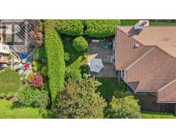 1 Strathbury Street, Ottawa, ON K2G5M9 Photo 38