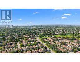 1 Strathbury Street, Ottawa, ON K2G5M9 Photo 42
