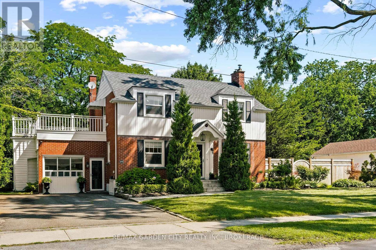 6751 BARKER STREET - 1