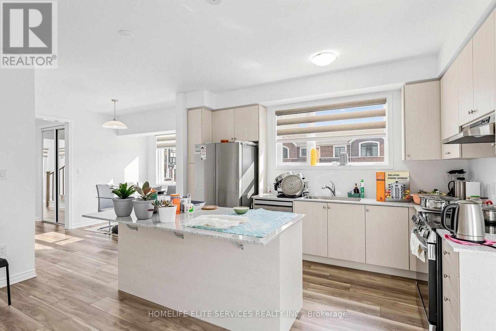 3238 BRIGADIER AVENUE - 15