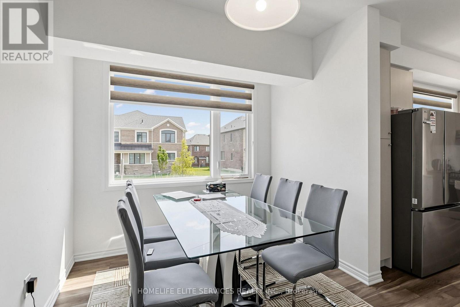3238 BRIGADIER AVENUE - 19