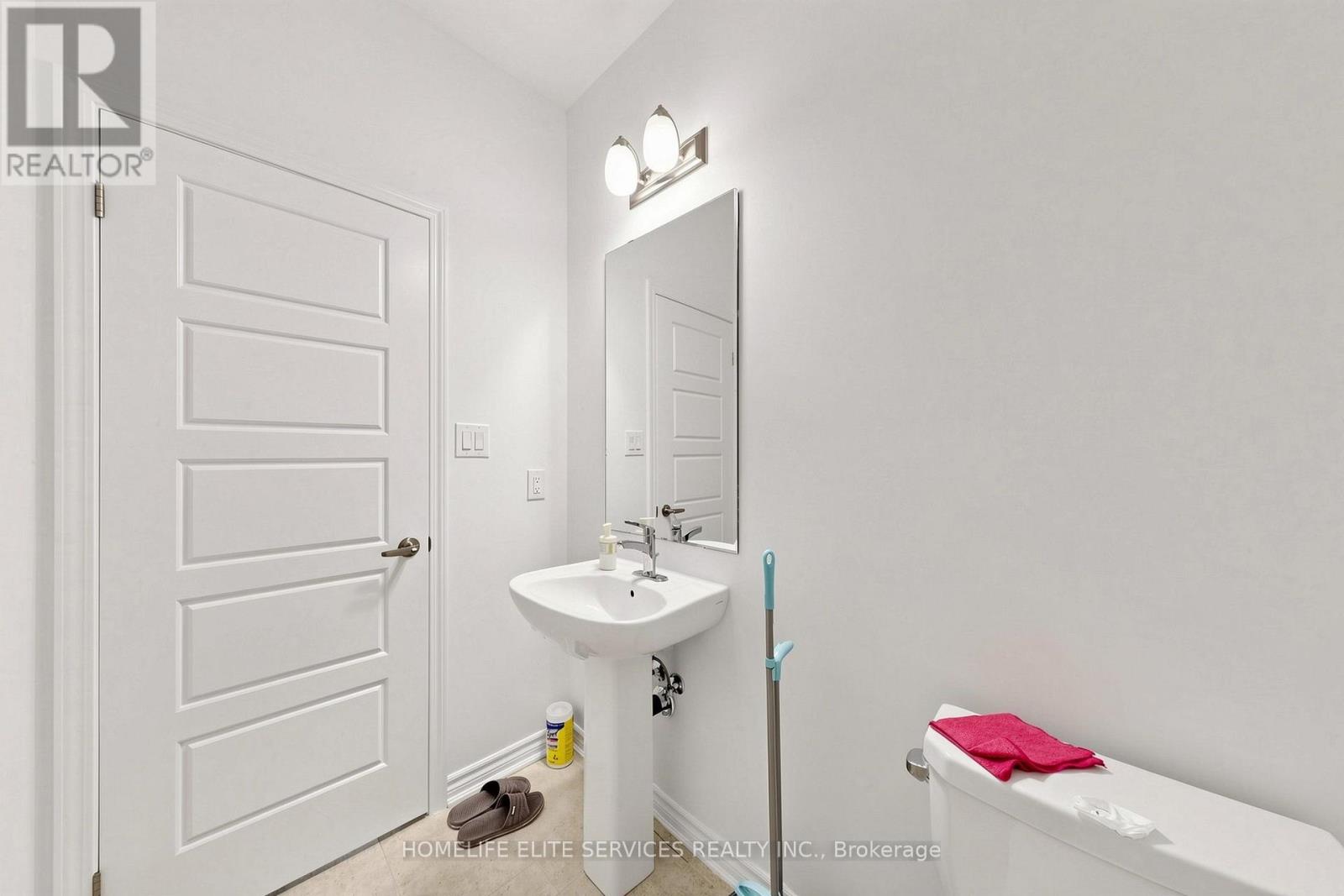 3238 BRIGADIER AVENUE - 25