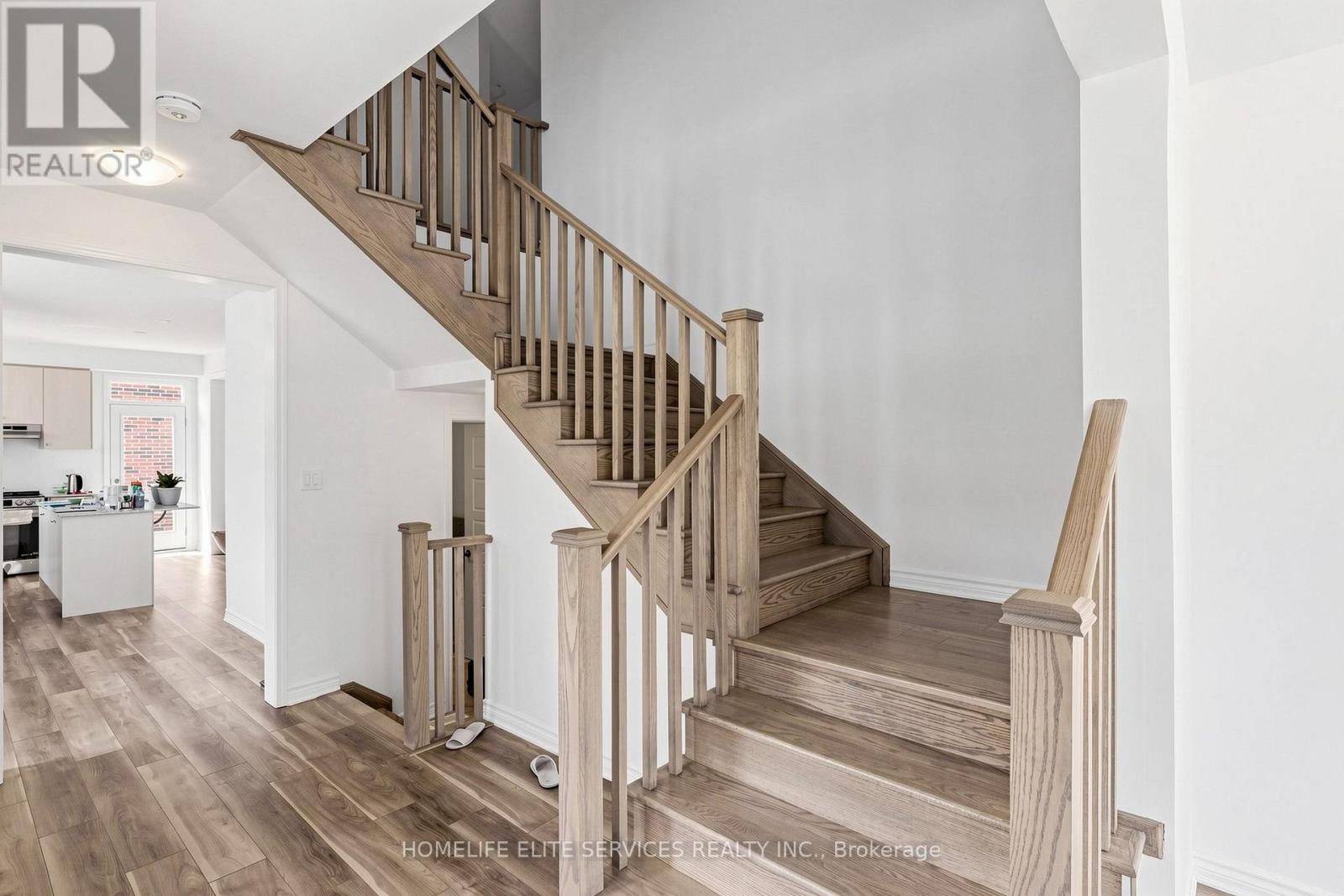 3238 BRIGADIER AVENUE - Image 28