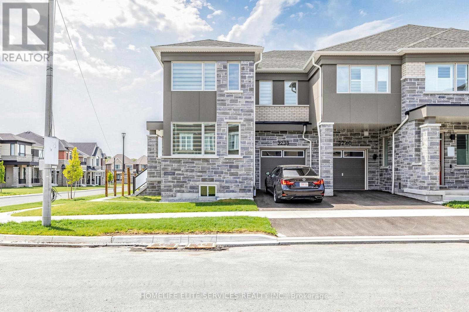 3238 BRIGADIER AVENUE - 4