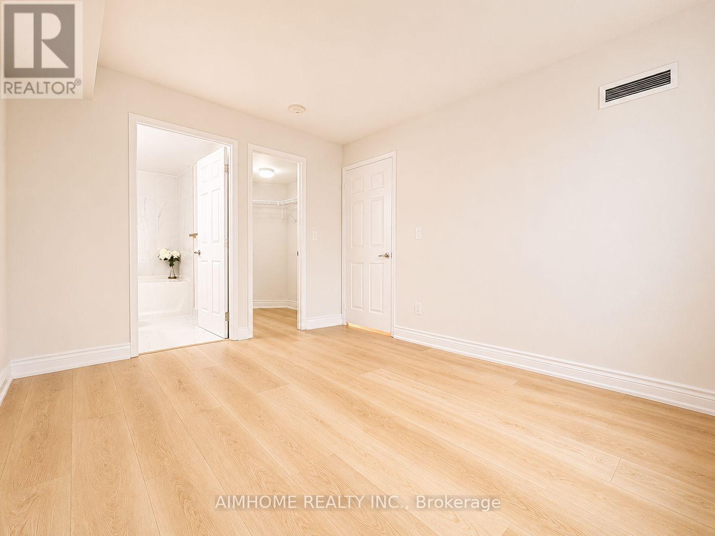 #804 75 KING WILLIAM CRESCENT - 14