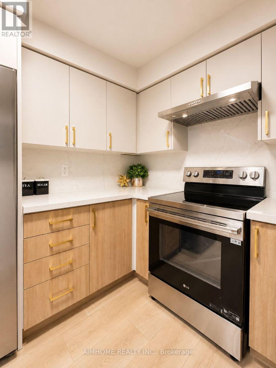 #804 75 KING WILLIAM CRESCENT - 8