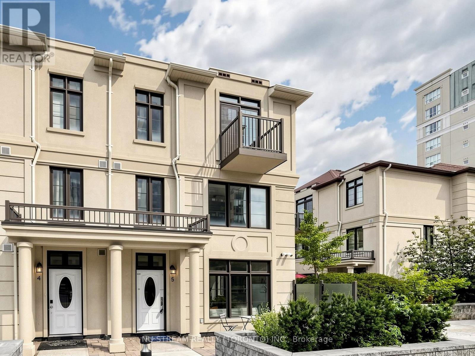 #5 7 BRIGHTON PLACE - 50