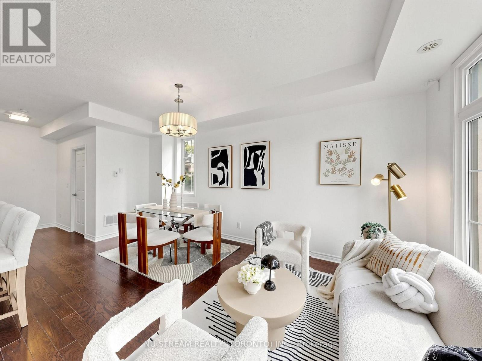 #5 7 BRIGHTON PLACE - 7