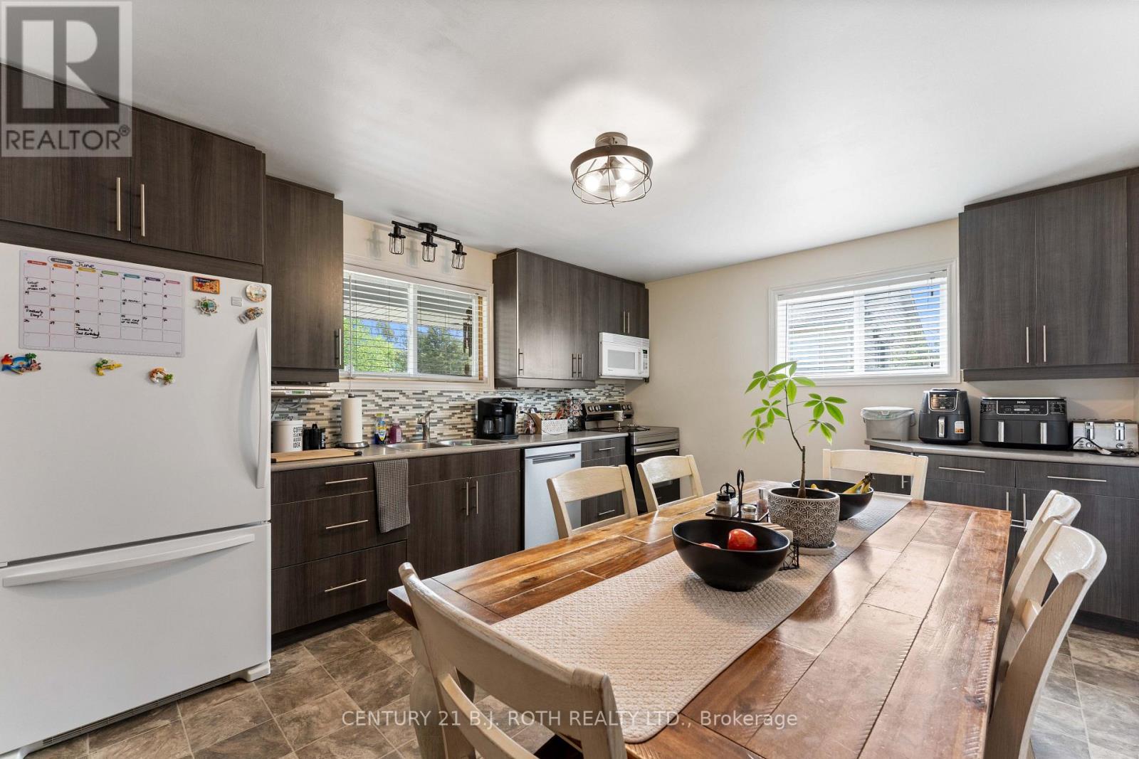 26 COULSON AVENUE - Image 15