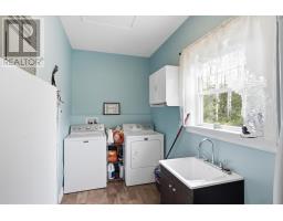 6 Riverbank Road thumbnail 33