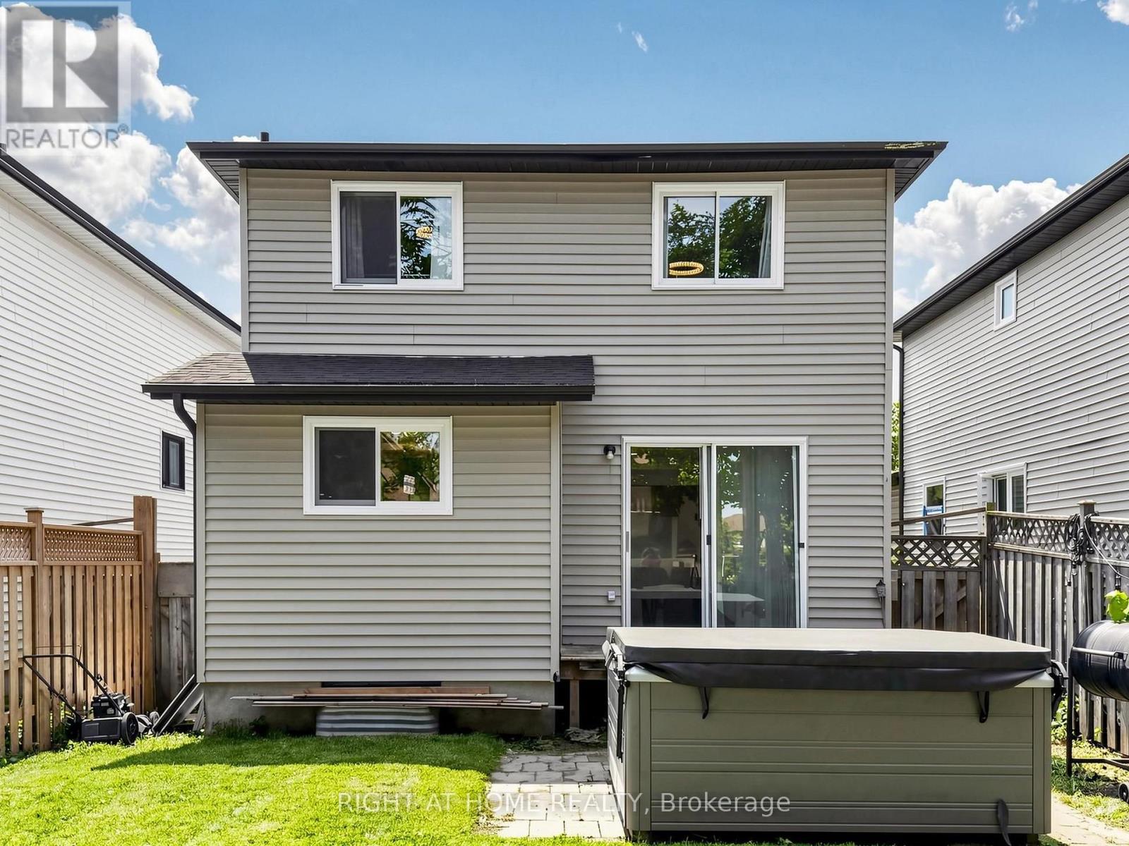 207 HICKLING TRAIL - 40