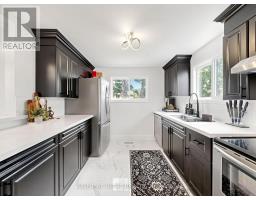 207 Hickling Trail, Barrie, ON L4M5W6 Photo 13