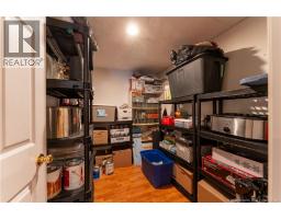 Bath (# pieces 1-6) - 62 Parise, Caraquet, NB E1W1B6 Photo 14