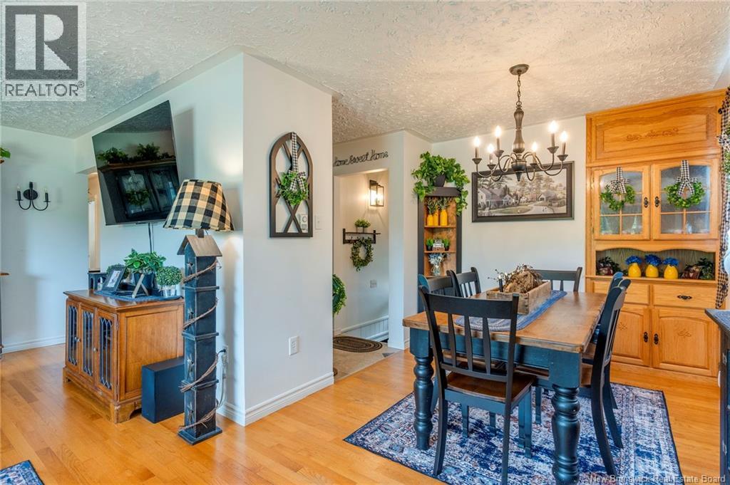 125 Inglewood Drive - 3