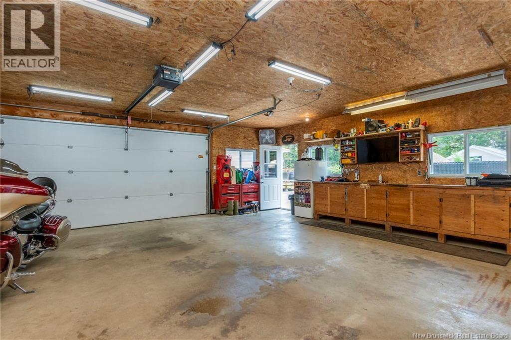 125 Inglewood Drive - 48