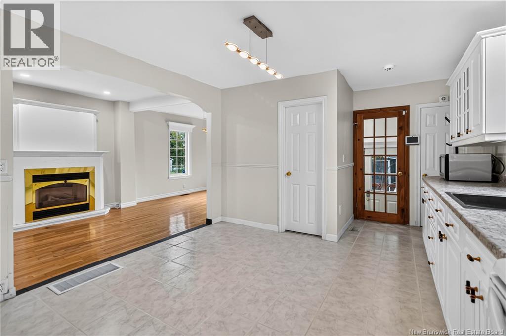 147 Waverley Avenue - 11